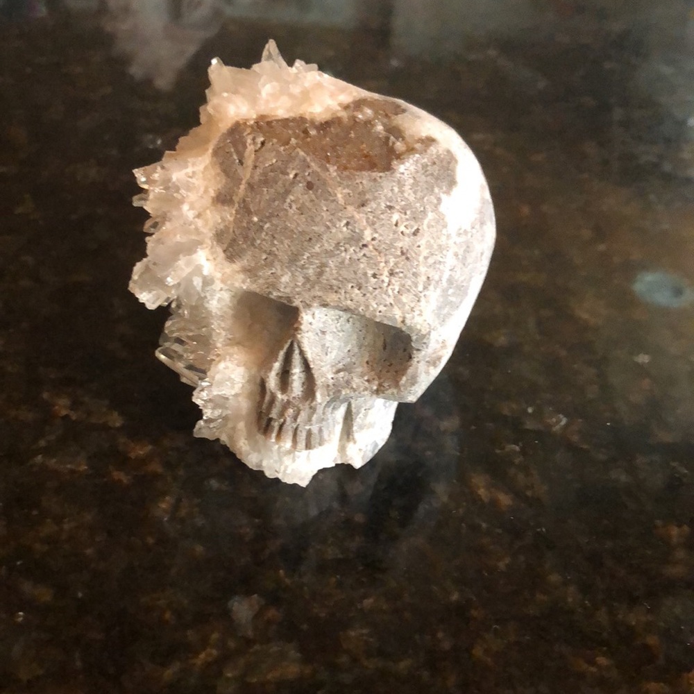 Gorgeous Crystal Cluster Carved Skull 💕 - Picture 4 of 11